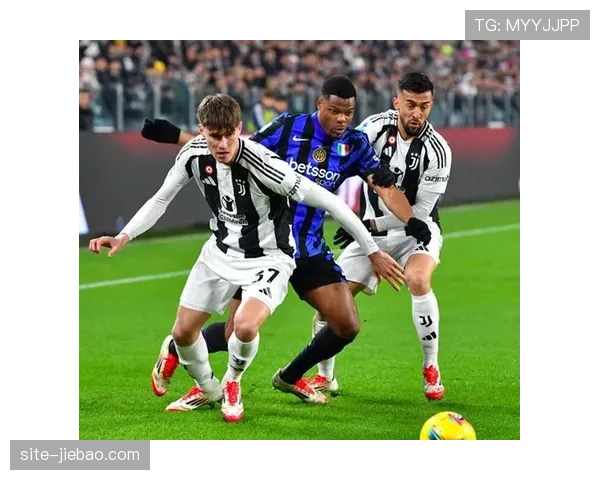 战术复盘:国米1-0尤文,邓弗里斯右路高量传中为何未能转化为进球? 战术复盘:国米1-0尤文,邓弗里斯右路高量传中为何未能转化为进球?