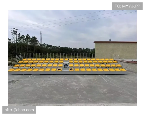 移动看台设计兼顾赛事需求与日常运营，铜梁龙体育场实现多功能使用